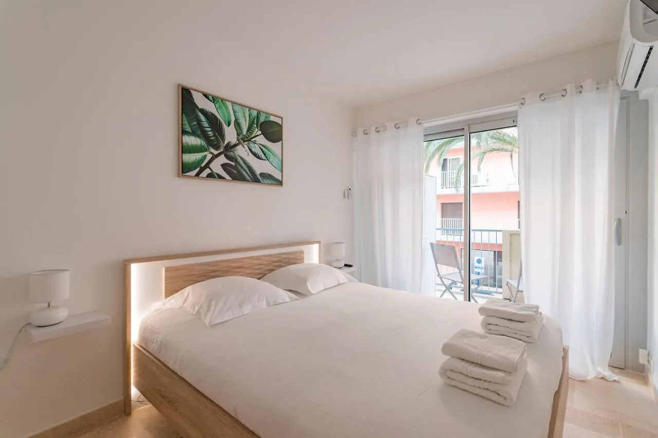 Magnifique Appartement Vue Mer Au Centre Du Lavandou Le Lavandou Lägenhet